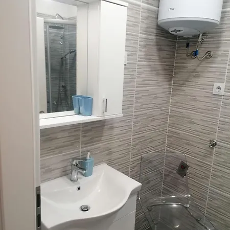 Zagreb 2 Botanical Garden Budget Apartment Esterno foto